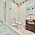 公寓 Portimao Riverview 2 With Pool By Homing 普拉亚-达罗沙