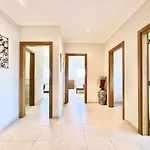 公寓 Portimao Riverview 2 With Pool By Homing *