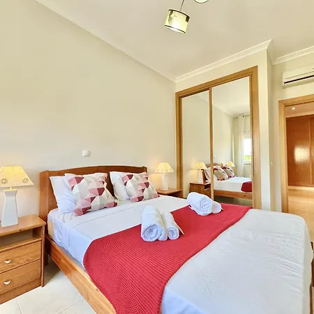 아파트 Portimao Riverview 2 With Pool By Homing *