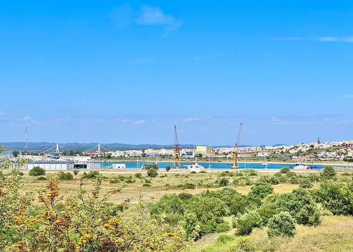 Portimao Riverview 2 With Pool By Homing Appartement *